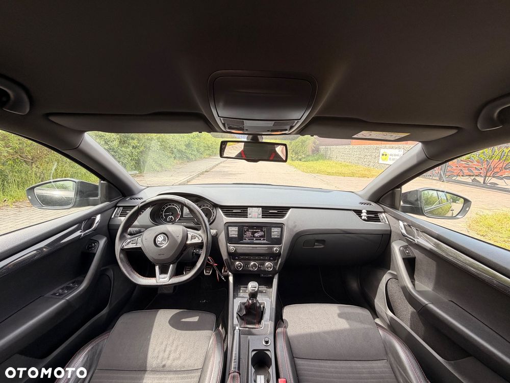 Skoda Octavia 2.0 TDI RS - 11