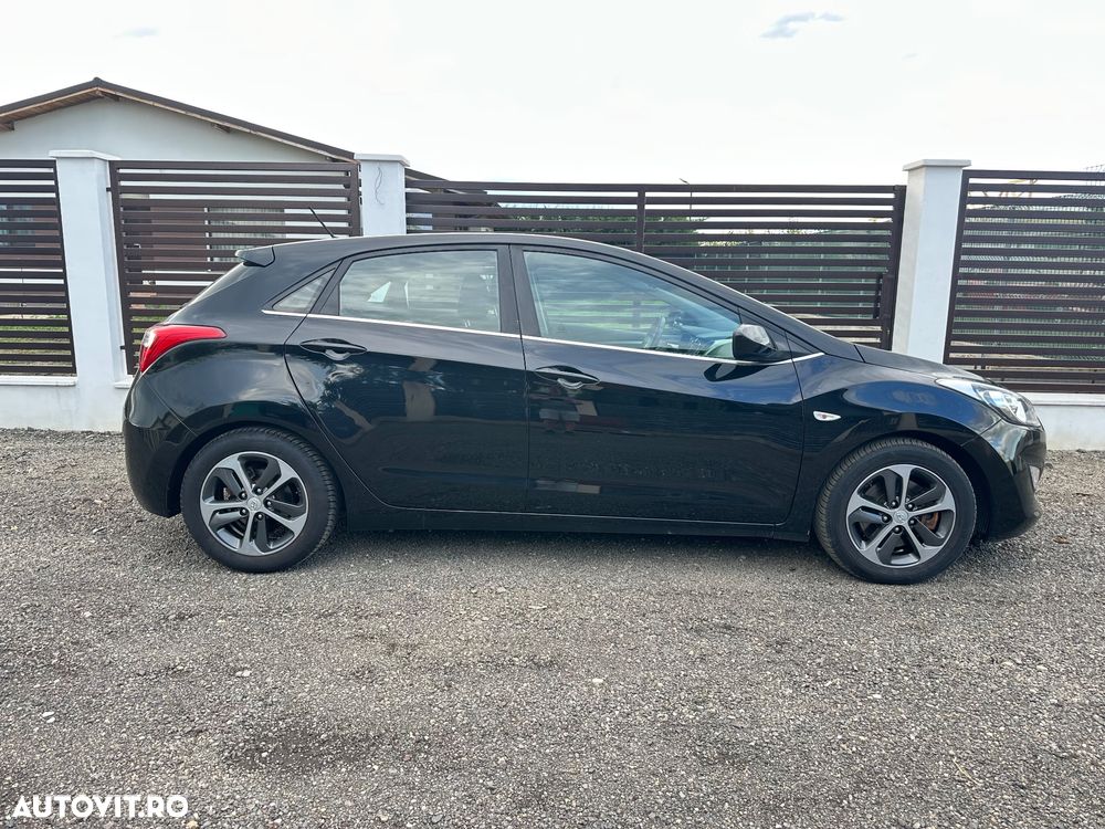Hyundai i30 1.6 CRDI Comfort - 10