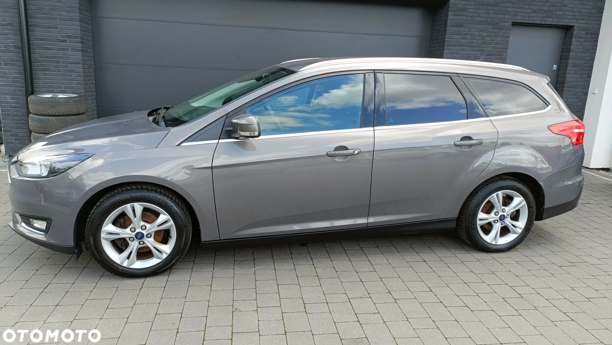 Ford Focus 1.0 EcoBoost Active - 30