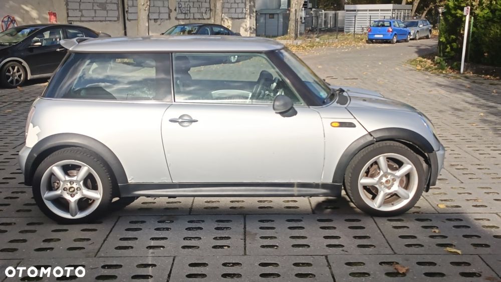 MINI ONE - 6