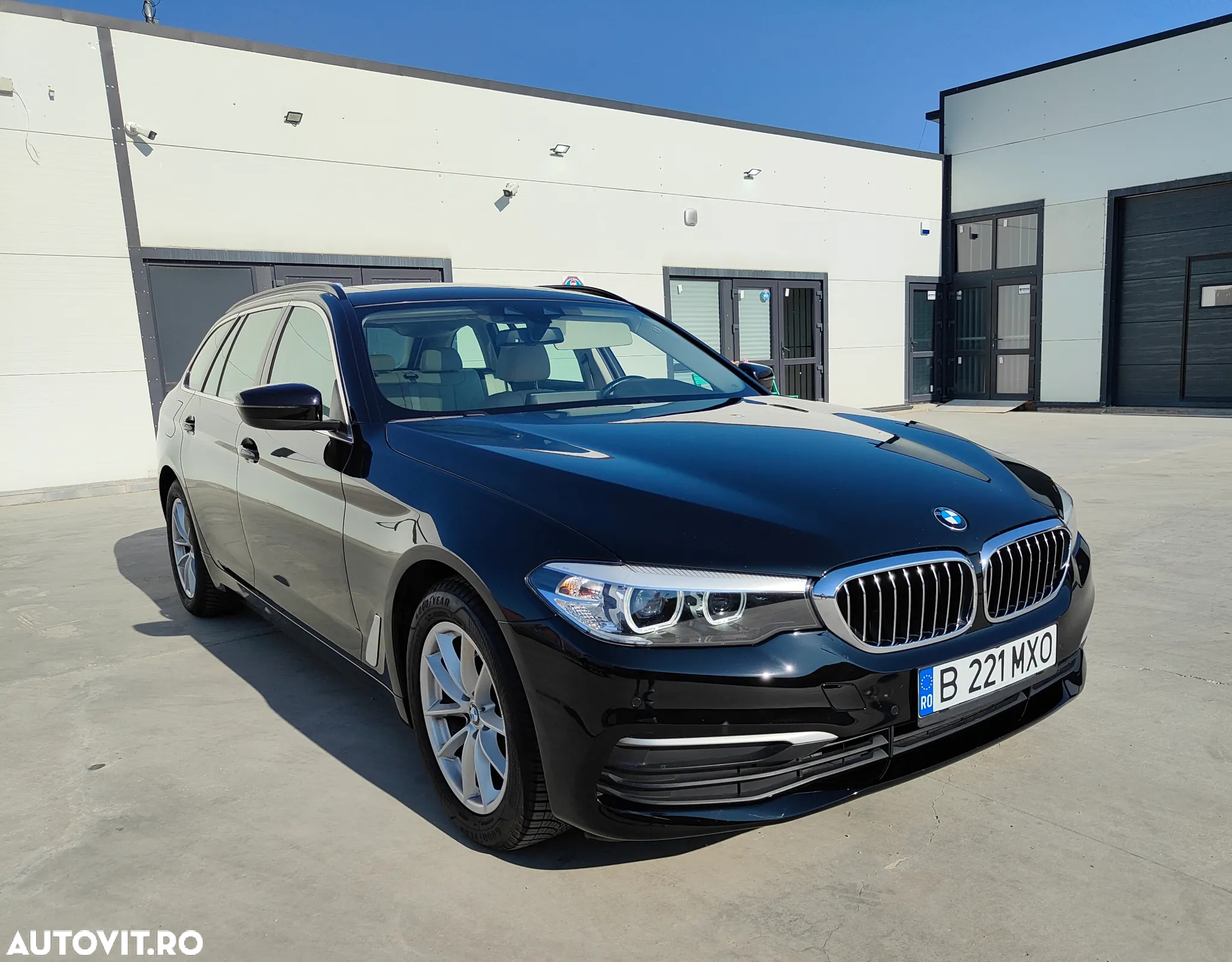 BMW Seria 5 520i Touring Aut. - 5