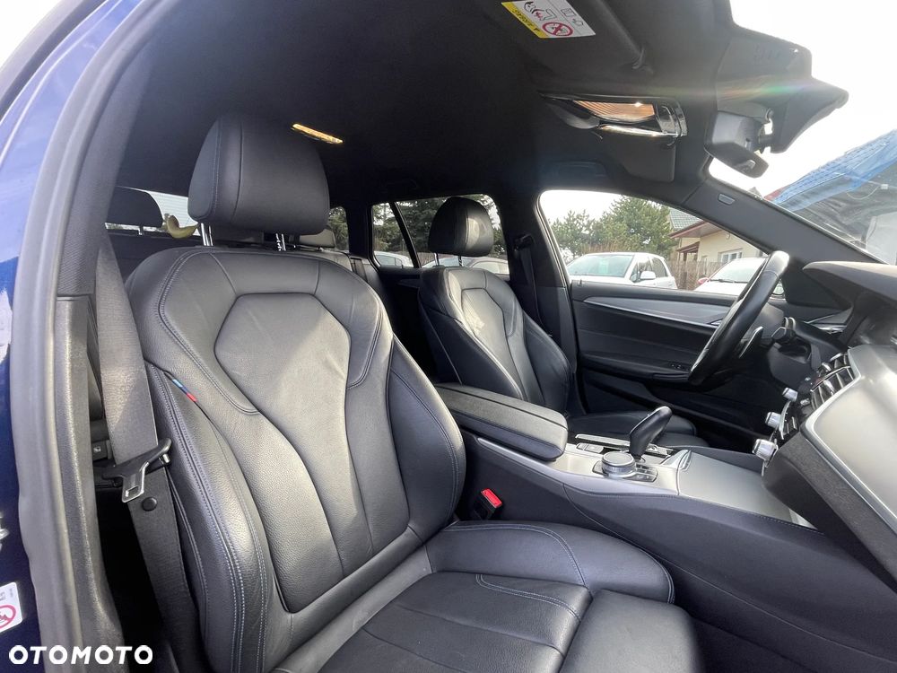 BMW Seria 5 530d xDrive M Sport sport - 33