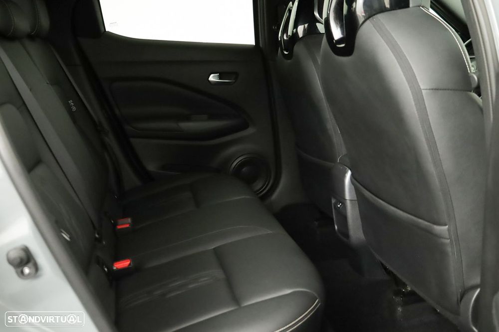 Nissan Juke 1.0 DIG-T Tekna - 23