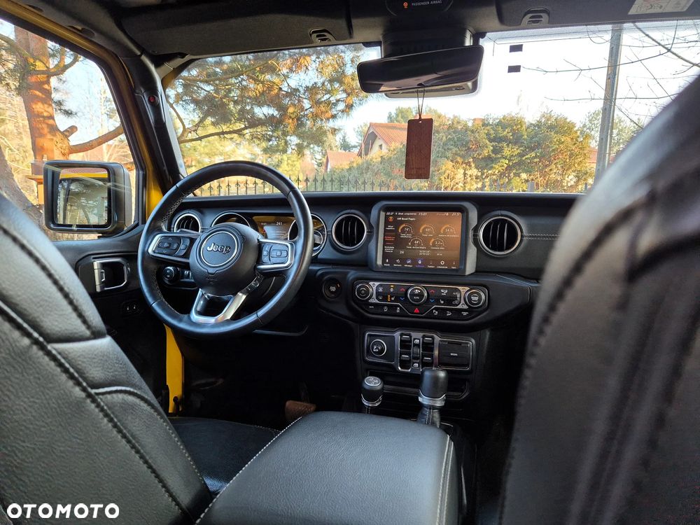 Jeep Wrangler Unlimited GME 2.0 Turbo Sahara - 28