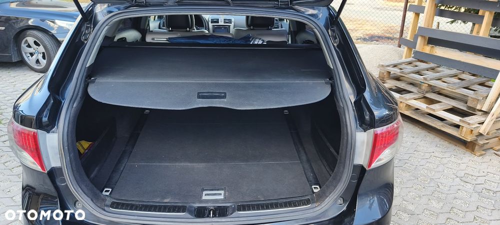 Toyota Avensis 2.0 D-4D 2010 - 18