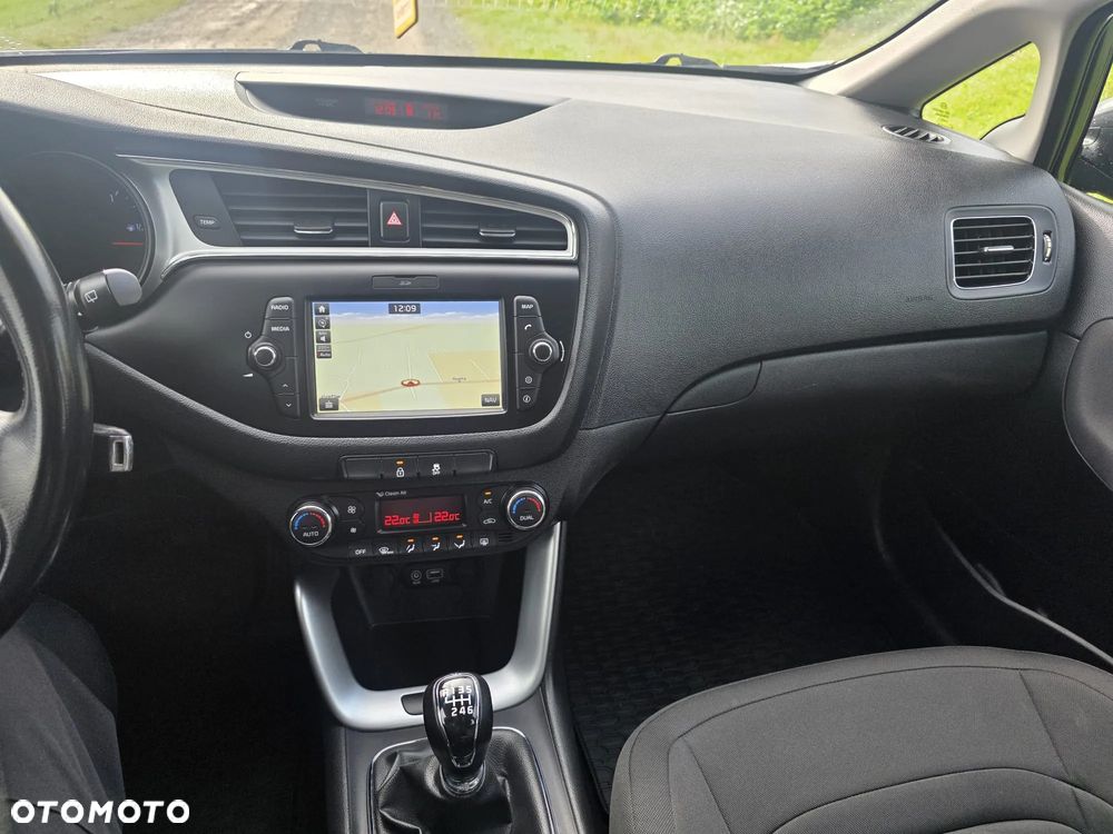 Kia Ceed - 9