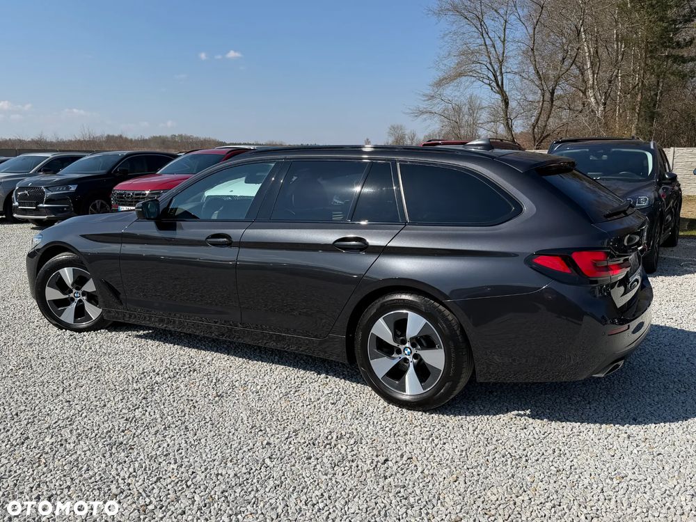 BMW Seria 5 520d Luxury Line - 10