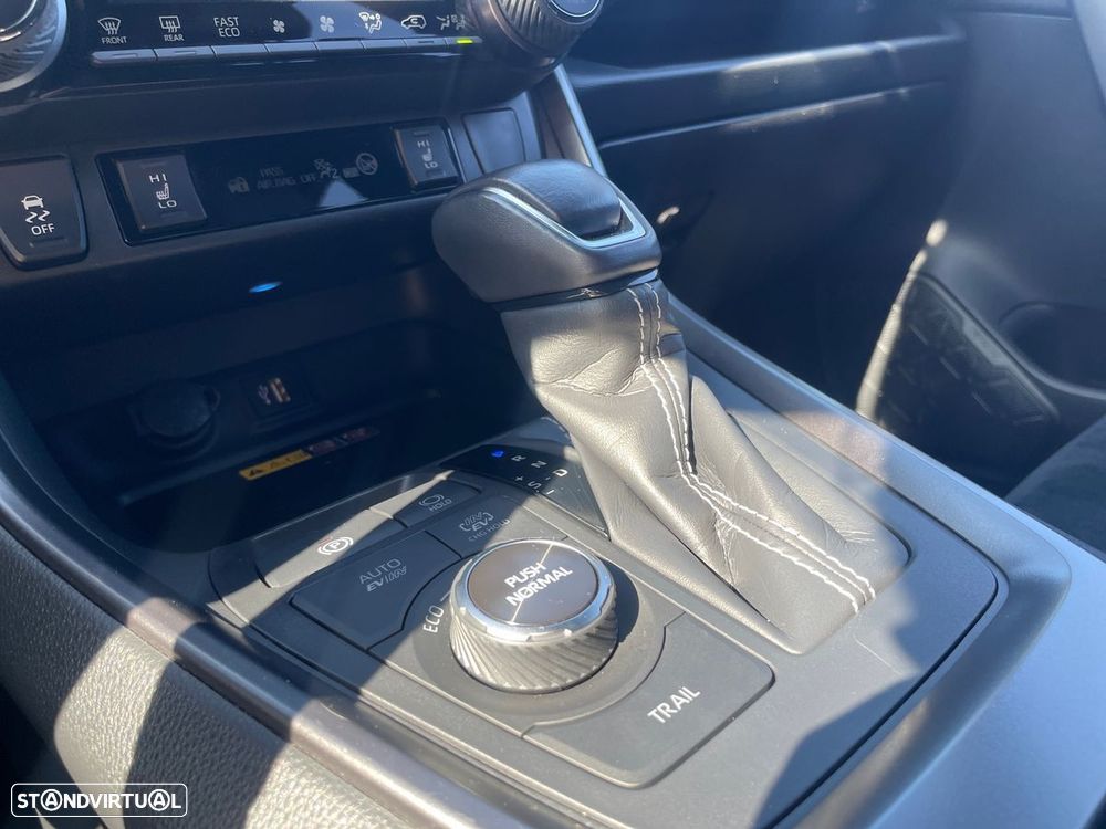 Toyota RAV4 - 28