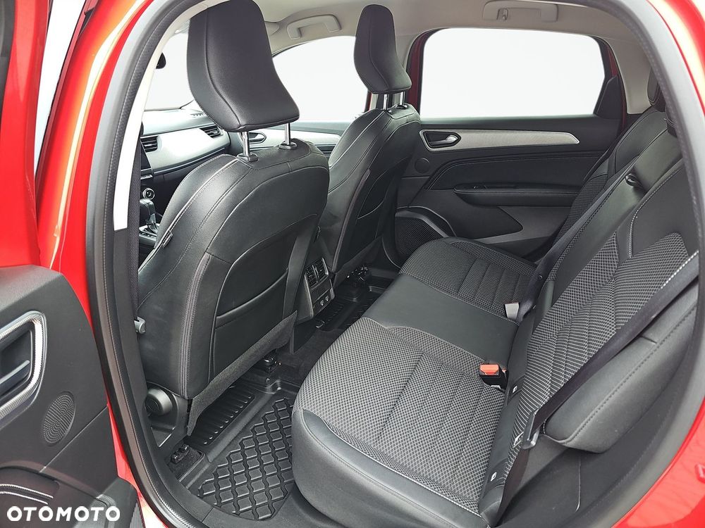 Renault Arkana 1.6 E-TECH Intens MMT - 15
