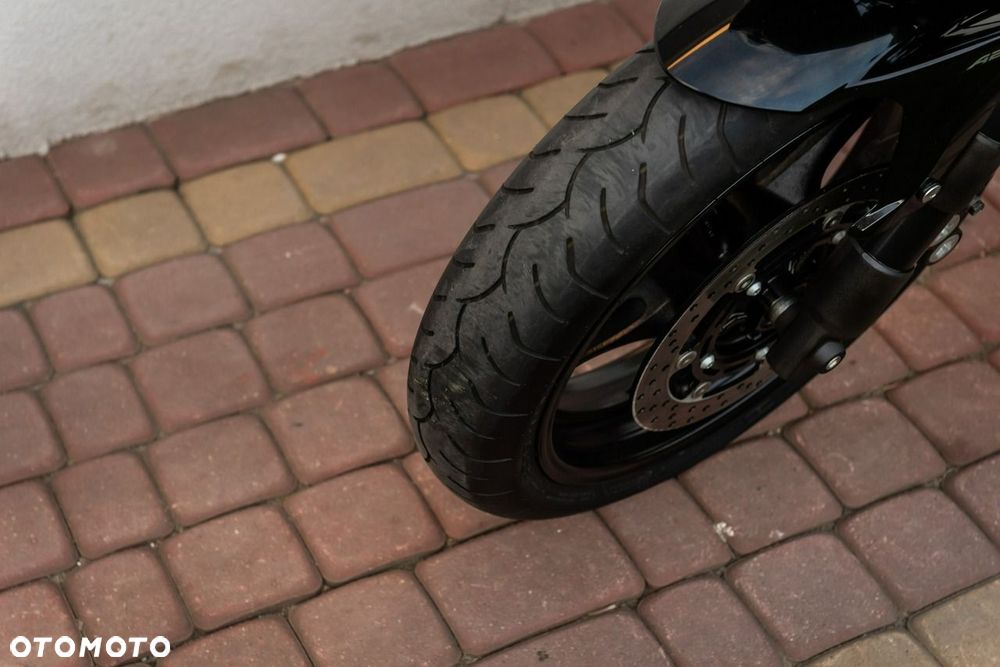 Yamaha FZ - 9