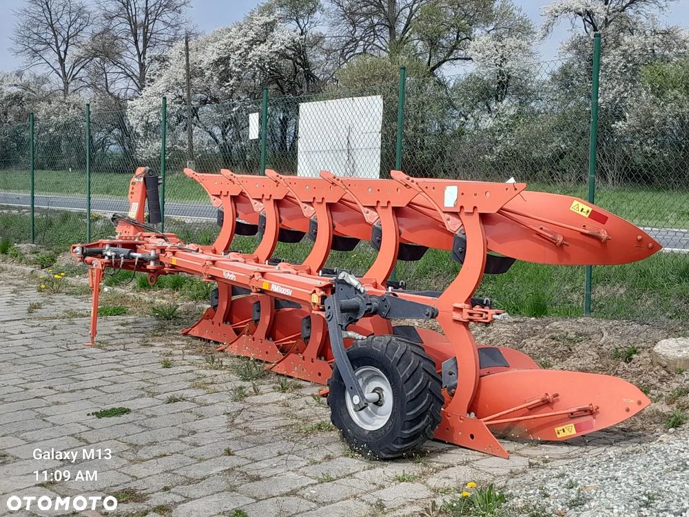 Kubota RM3005V - 4