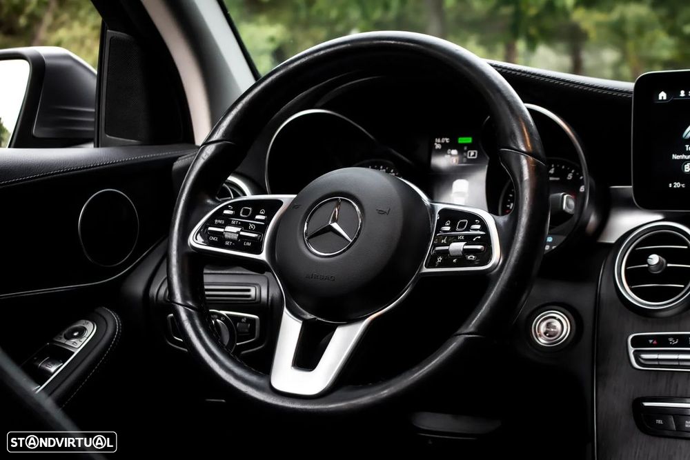 Mercedes-Benz GLC 300 e 4Matic - 30