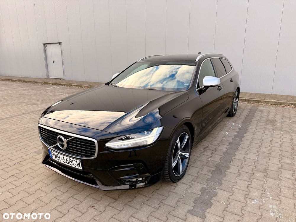 Volvo V90 T4 R-Design - 3
