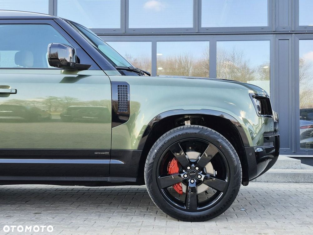 Land Rover Defender 110 D350 X - 9