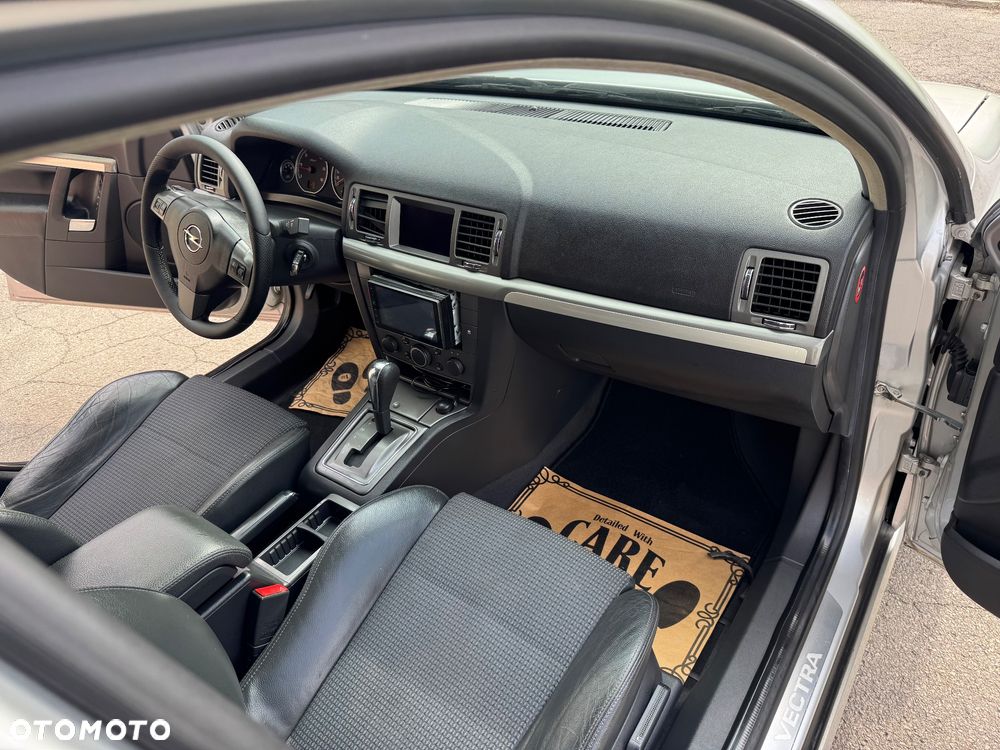 Opel Vectra 1.9 CDTI DPF Automatik Sport/GTS - 21