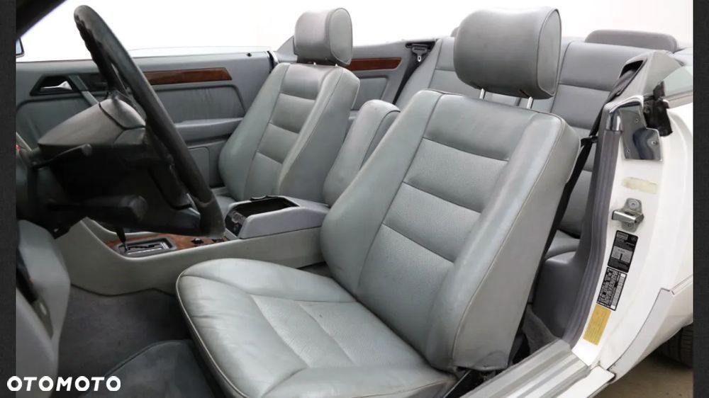 Mercedes-Benz W124 (1984-1993) - 22