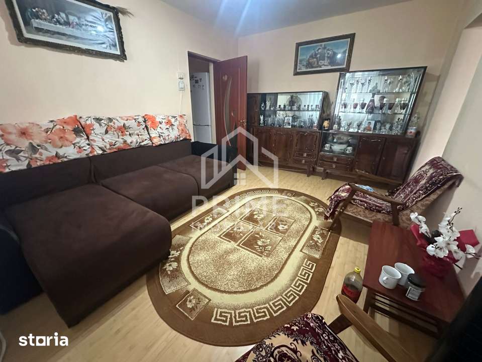 Apartament 3 camere| 51mp| etaj 2| zona Cugir — fotografia 1