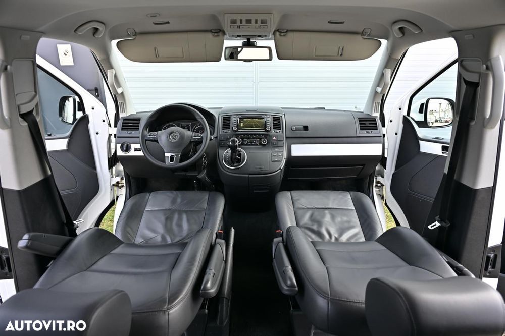 Volkswagen Multivan - 13