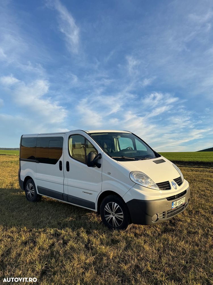 Renault Trafic Passenger 2.0 dCi L1H1 Authentique - 1