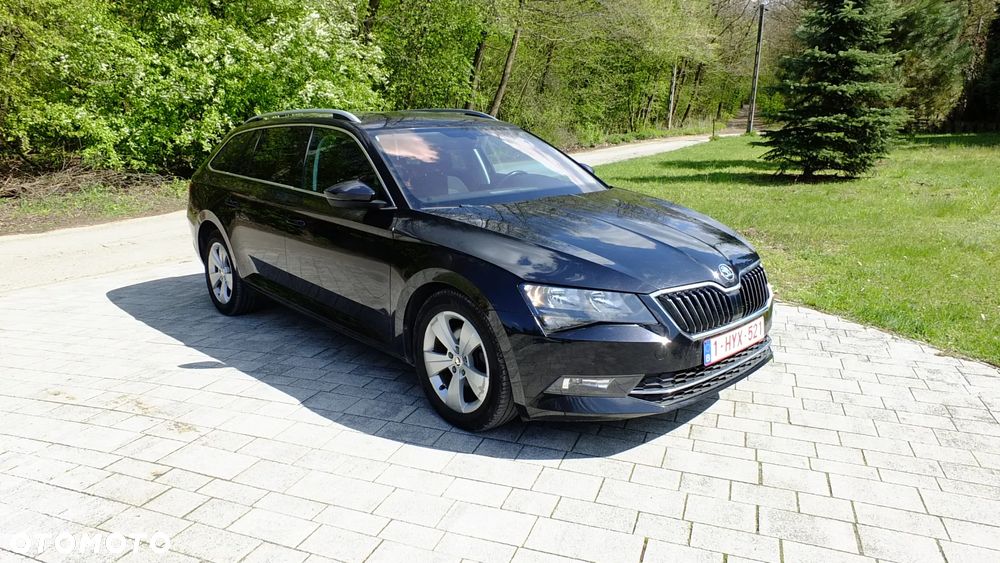 Skoda Superb 2.0 TDI Ambition - 3