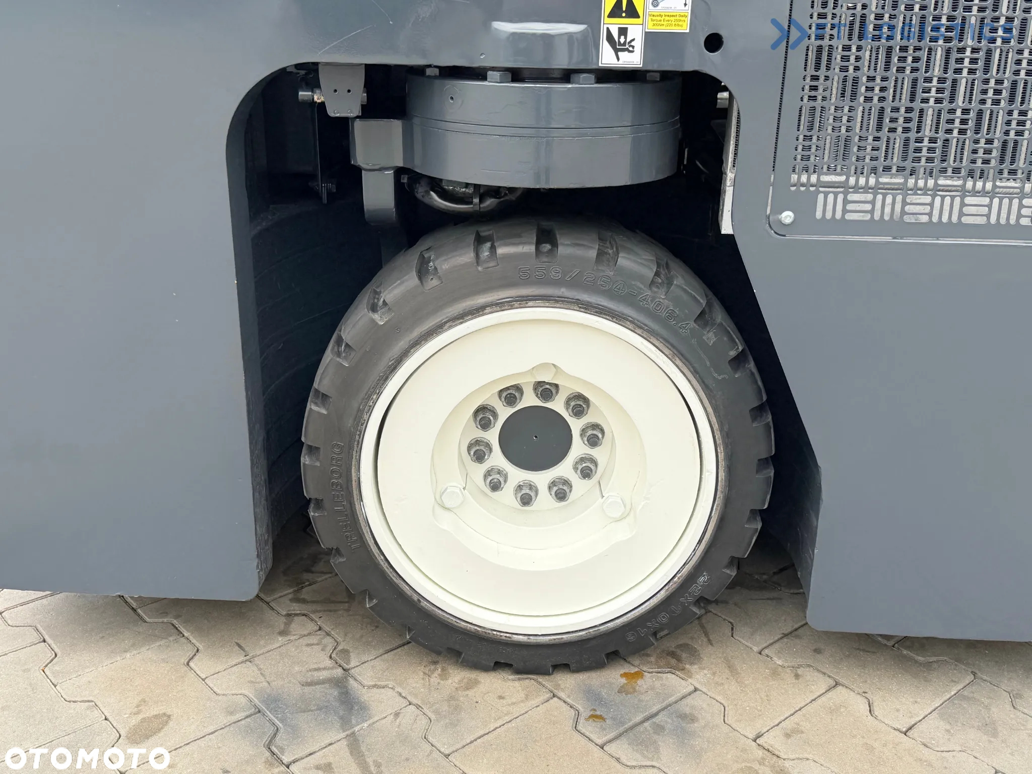 Combilift CB3000 / DIESEL / TRIPLEX 4900MM / WOLNY SKOK / PRZESUW WIDEŁ / POZYCJONER / WIDŁY 1500MM / JAK NOWY - 37