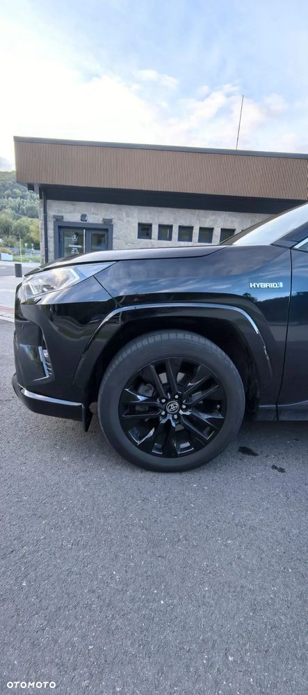 Toyota RAV4 2.5 Hybrid Black Edition by JBL 4x4 - 8