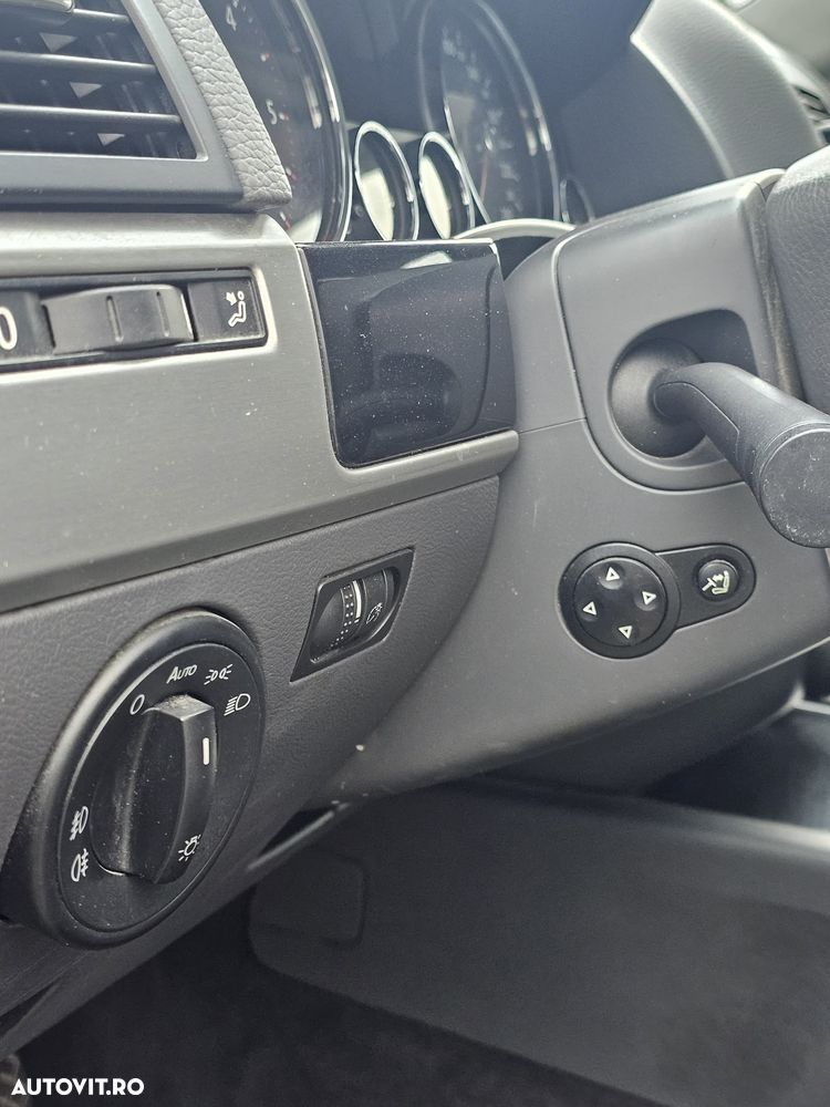 Volkswagen Touareg - 9