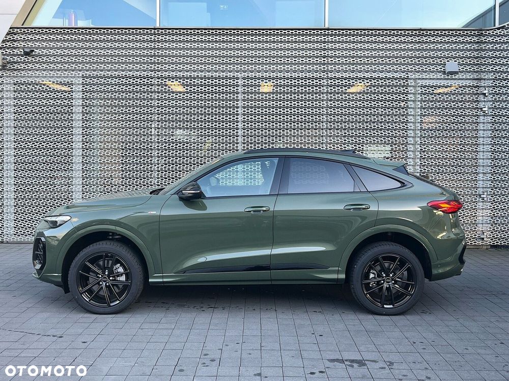 Audi Q5 Sportback - 13