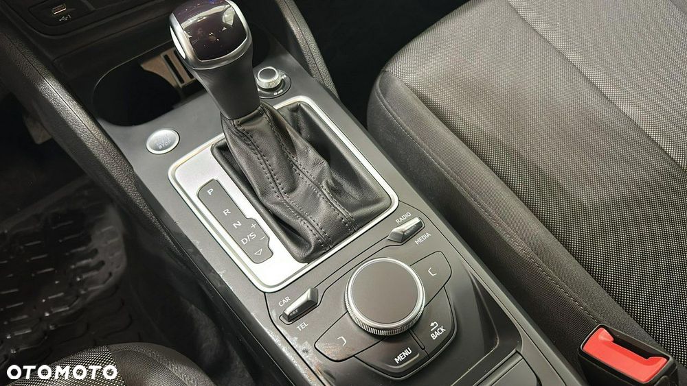 Audi Q2 35 TFSI S tronic - 18