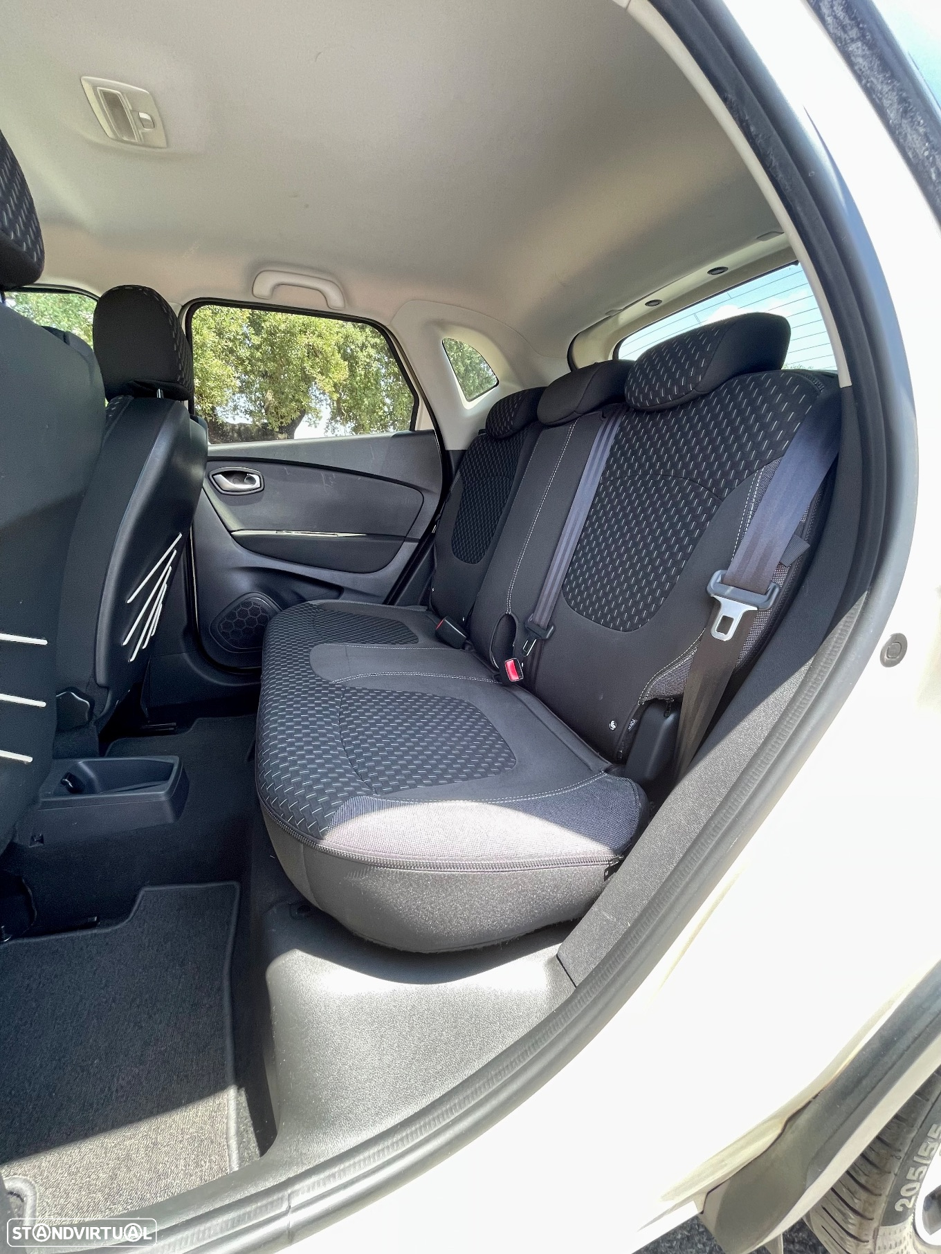 Renault Captur 0.9 TCE Exclusive - 20