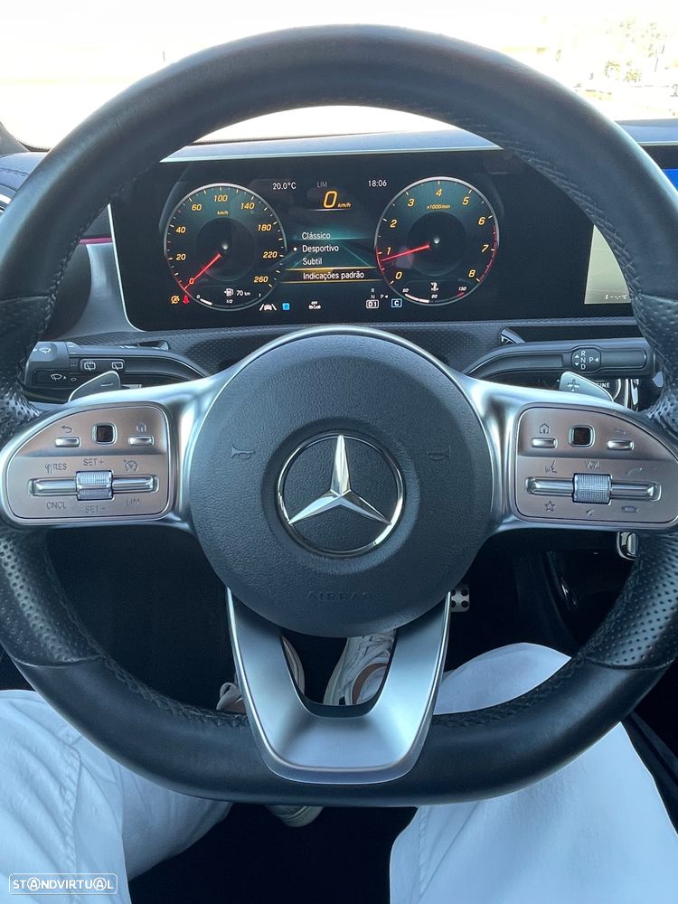 Mercedes-Benz A 200 4Matic 8G-DCT AMG Line - 23