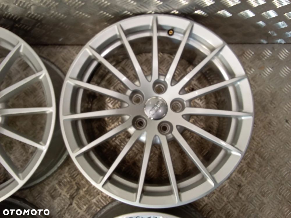 Felgi Audi A4 B9 S4 A5 7,5Jx17 et29 5x112 - 3