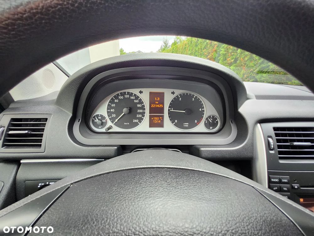 Mercedes-Benz Klasa B 180 CDI Special Edition - 15
