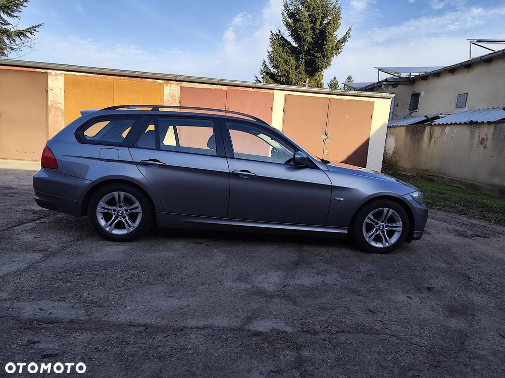 BMW Seria 3 - 22
