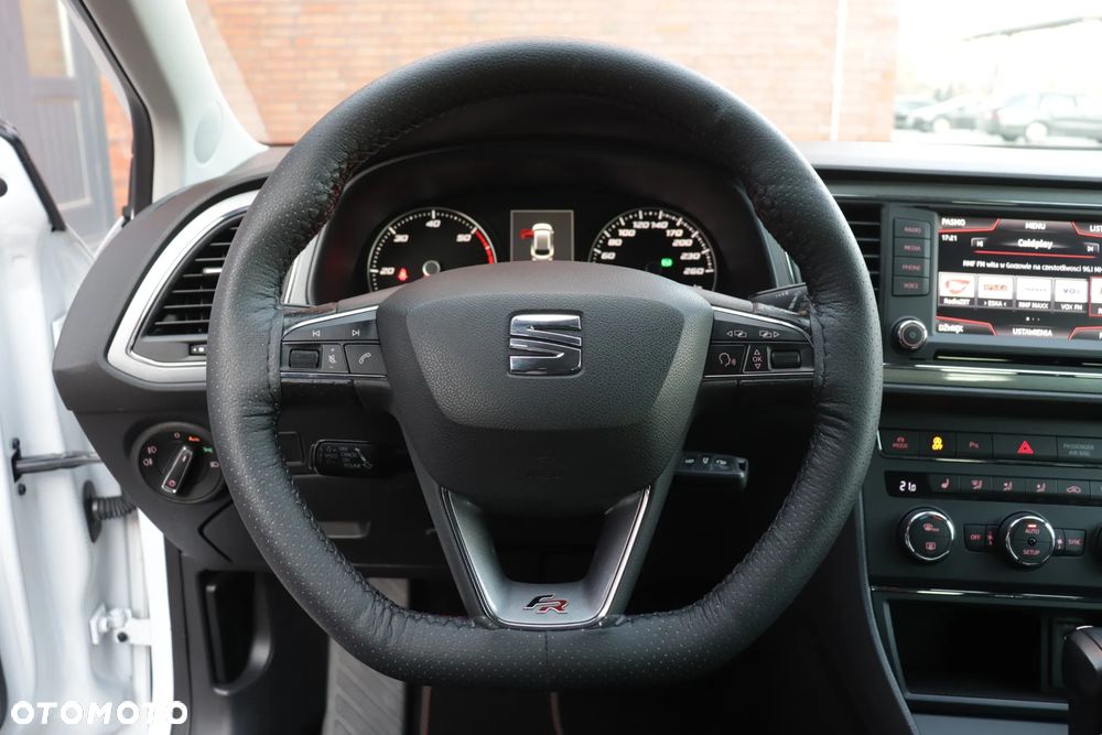 Seat Leon 2.0 TDI DPF Start&Stop DSG FR - 21