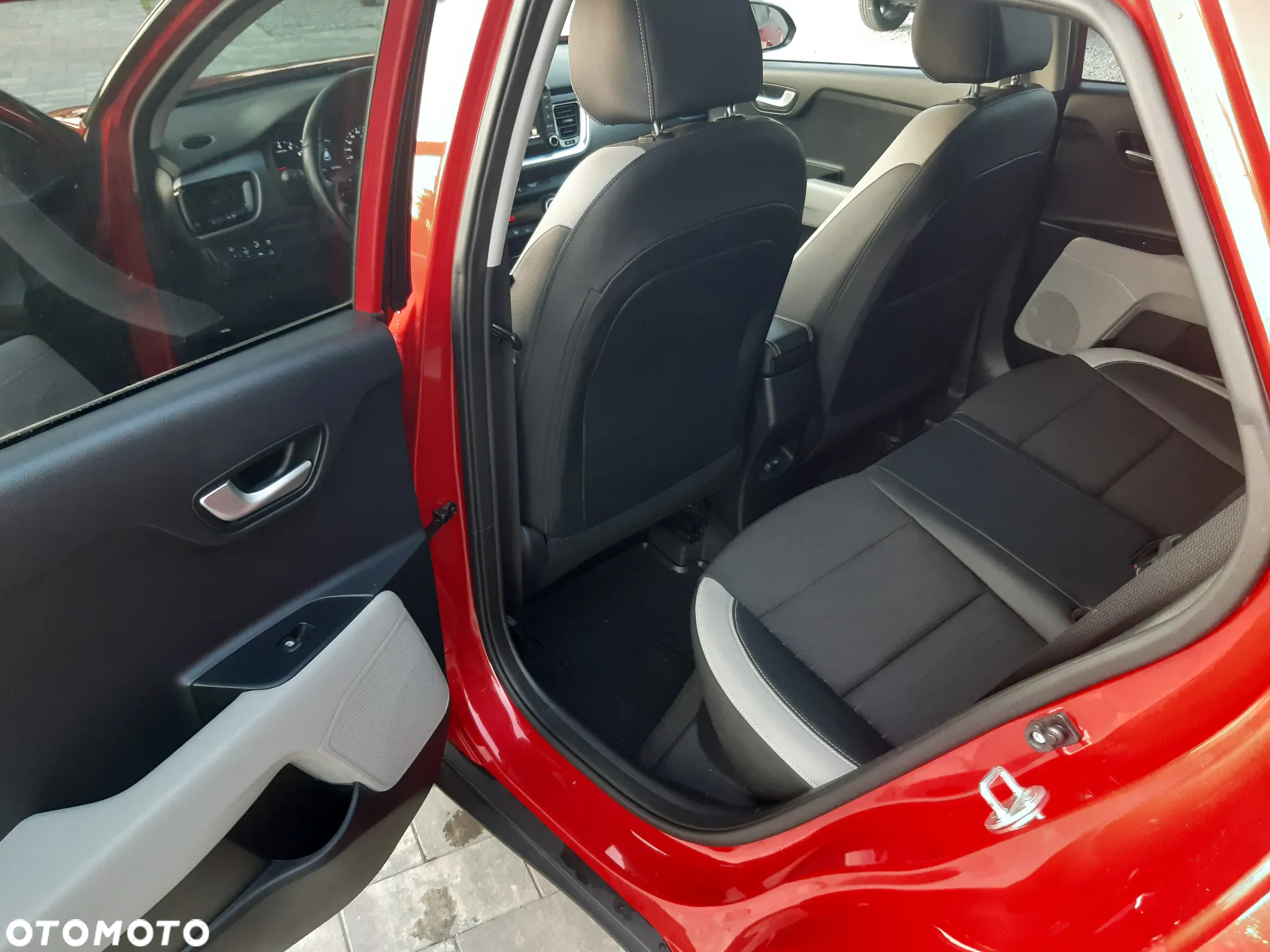 Kia Stonic 1.2 Vision - 14