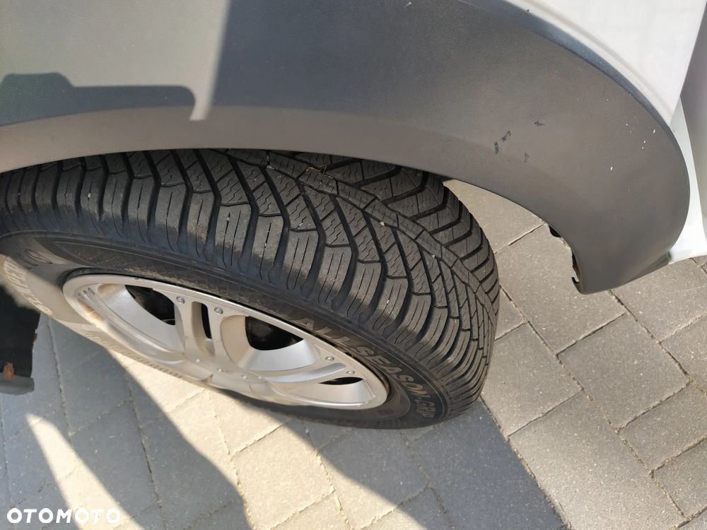 Ford Transit Connect - 12