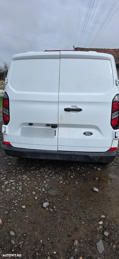 Ford Transit Custom - 12