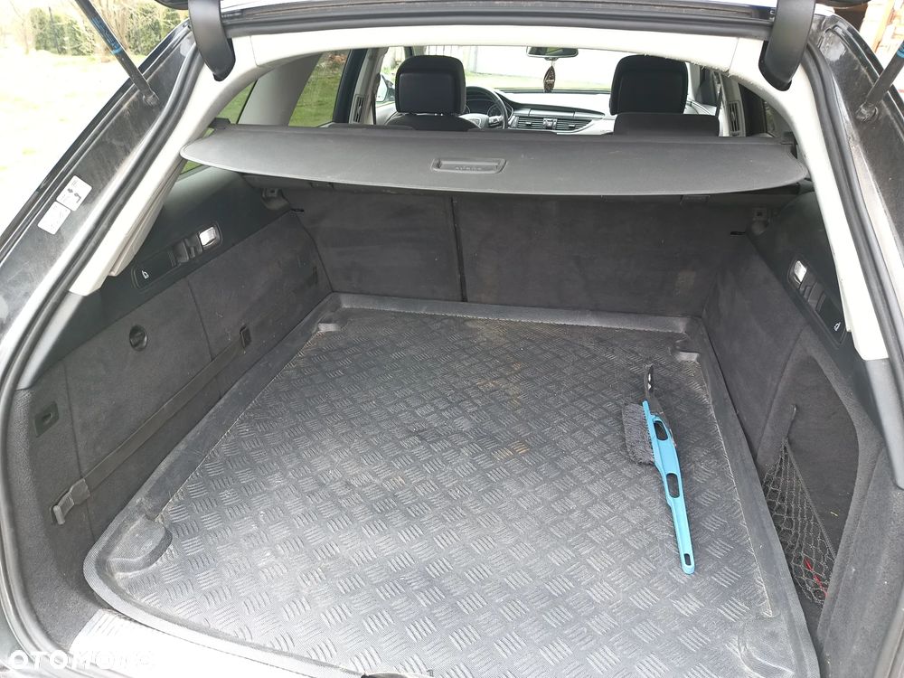 Audi A6 Avant 2.0 TDI Quattro S tronic - 10