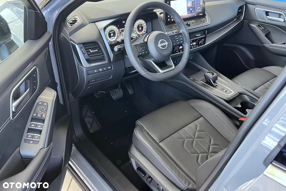 Nissan Qashqai 1.3 DIG-T MHEV Tekna+ Xtronic - 12