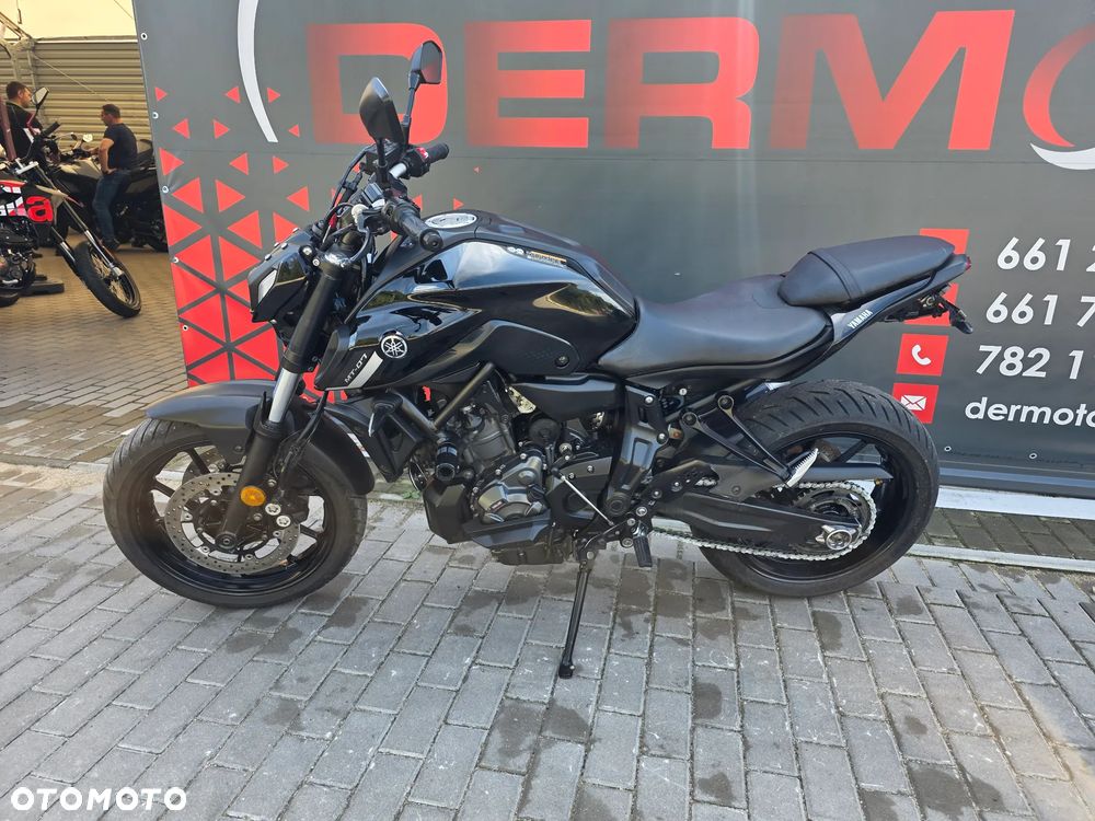 Yamaha MT - 5