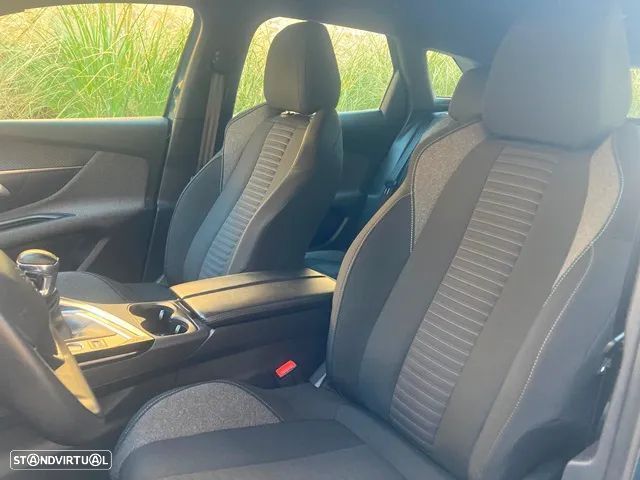 Peugeot 3008 PureTech 130 Stop & Start GPF Active Pack - 28