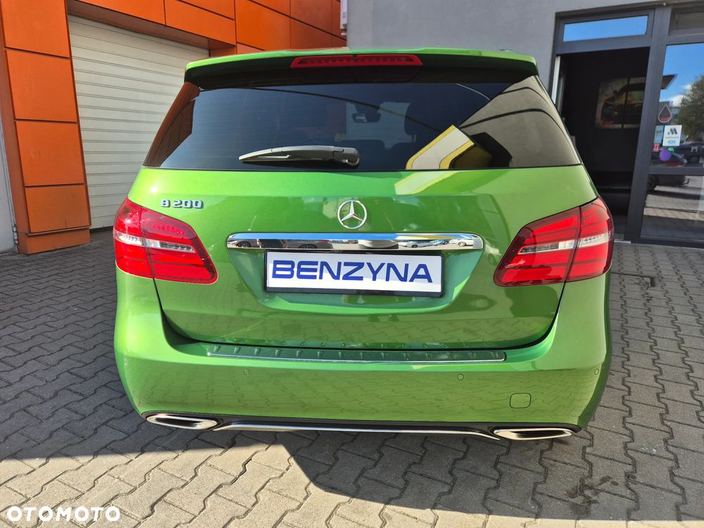 Mercedes-Benz Klasa B 200 7G-DCT AMG Line - 11