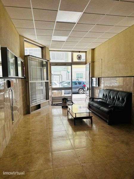 Espaço Comercial com 55m2 - Queluz - Grande imagem: 2/4