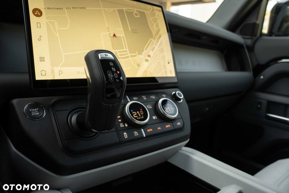 Land Rover Defender 3.0 D250 mHEV S - 23