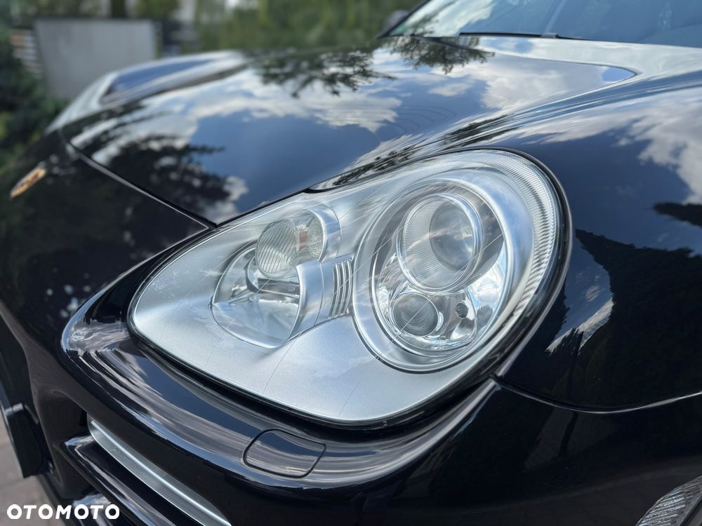 Porsche Cayenne - 15