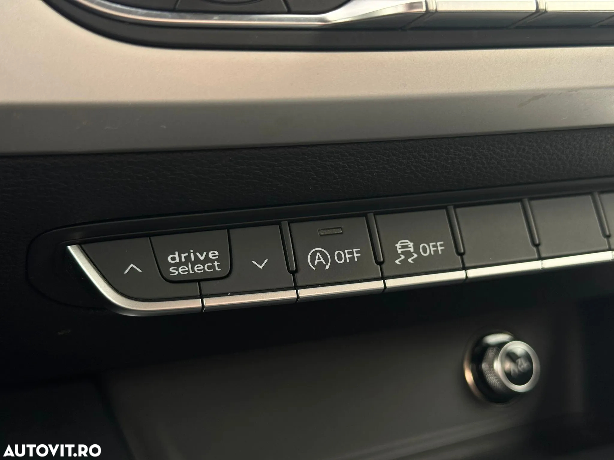 Audi A4 Avant 2.0 TDI Multitronic - 33