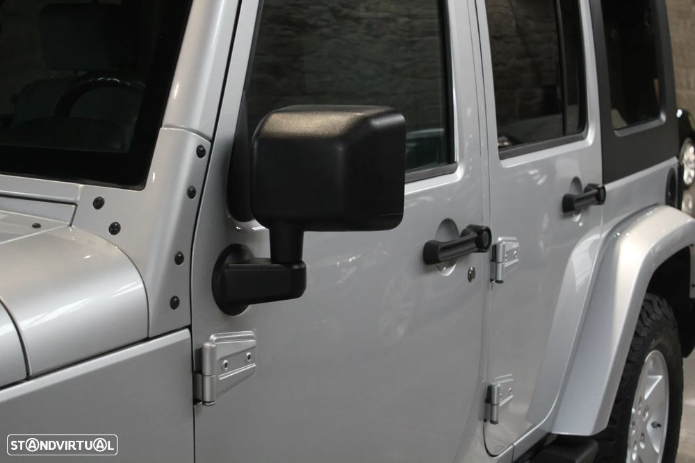 Jeep Wrangler 2.8 CRD ATX Sport - 24
