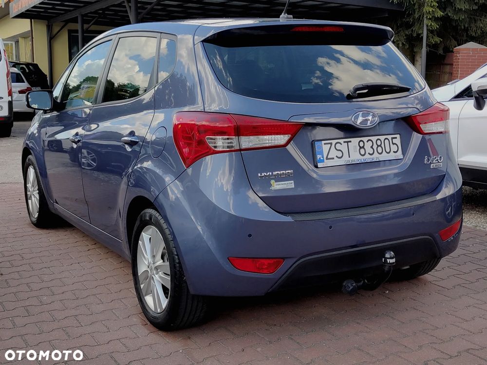 Hyundai ix20 1.6 CRDi Fifa World Cup Edition - 8