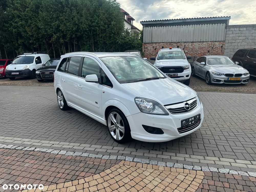 Opel Zafira - 3